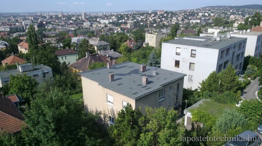 Lapostető felújítás: mikor, hogyan és milyen anyaggal?